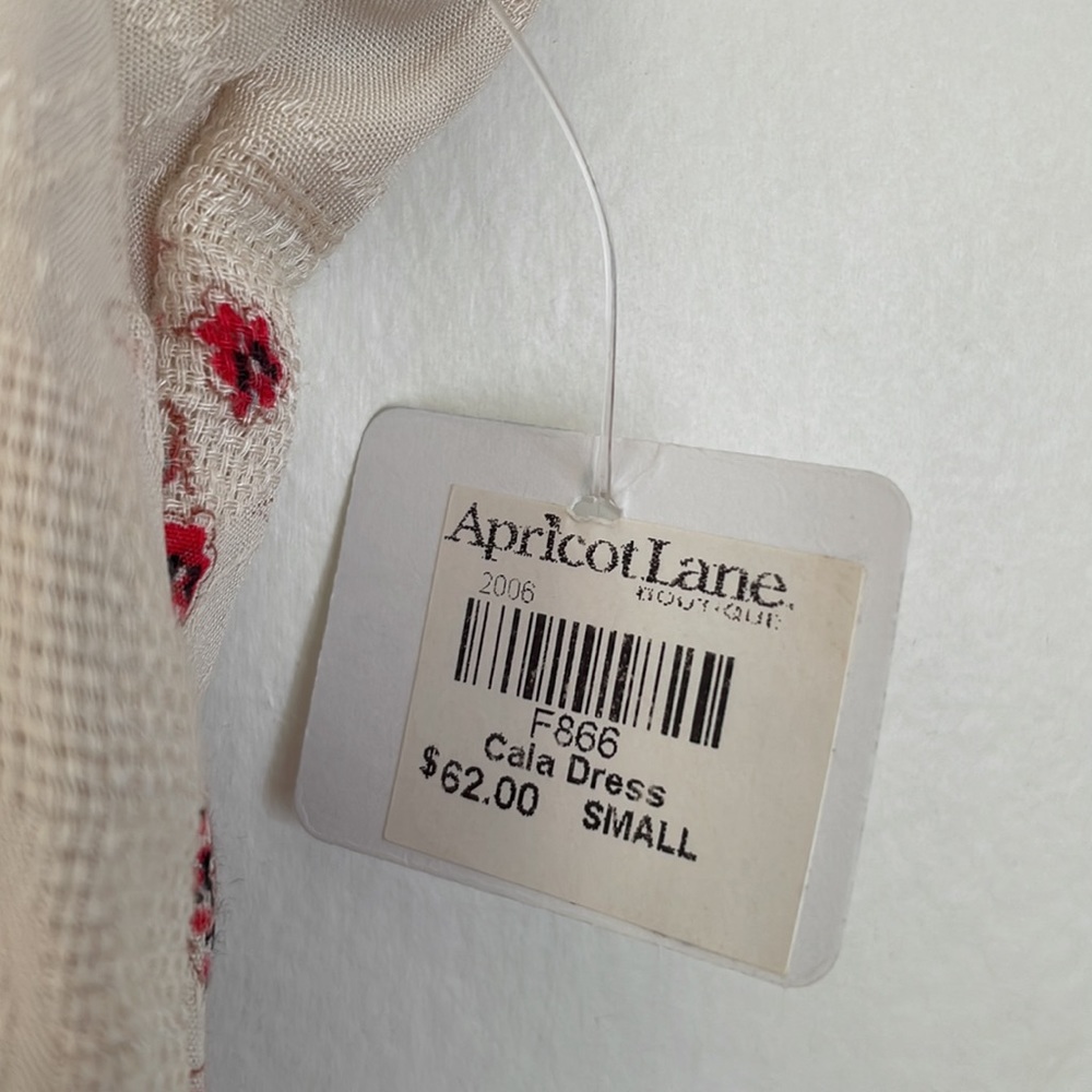 Dress - Picture 2 of 2